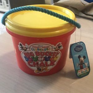 NEW Disney big bucket of chalk (18)